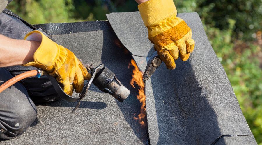 Professional flood damage restoration services in Estancia, NM